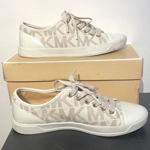 MICHAEL KORS sneakers Size 6.5
